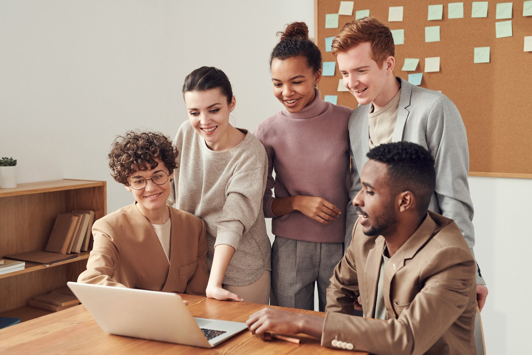 7 TIPS FOR MANAGING REMOTE TEAM