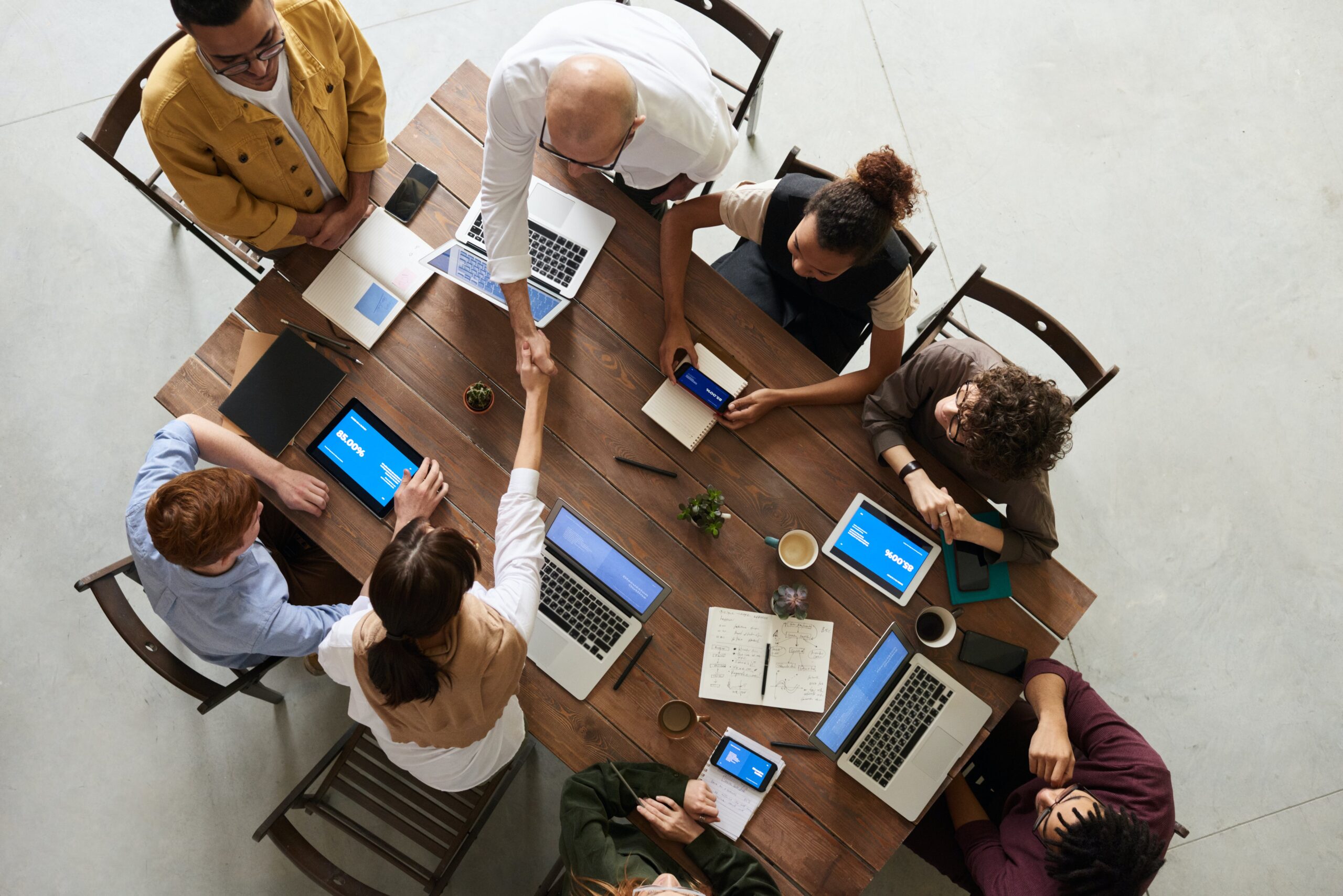 LEVERAGE TOP TALENT